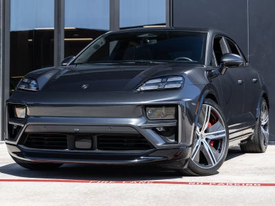 2024 Porsche Macan Electric Turbo