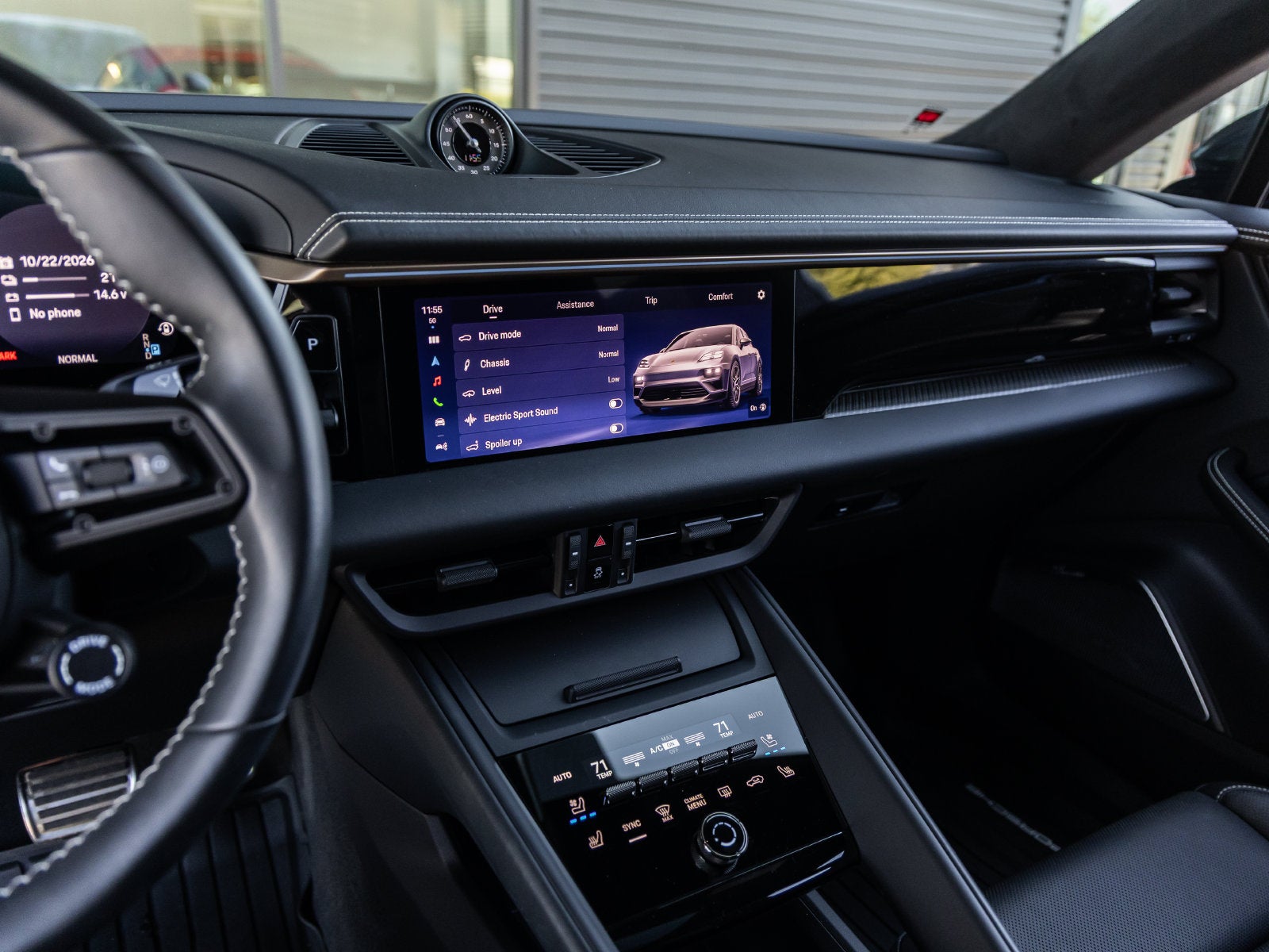 2024 Porsche Macan Electric Turbo