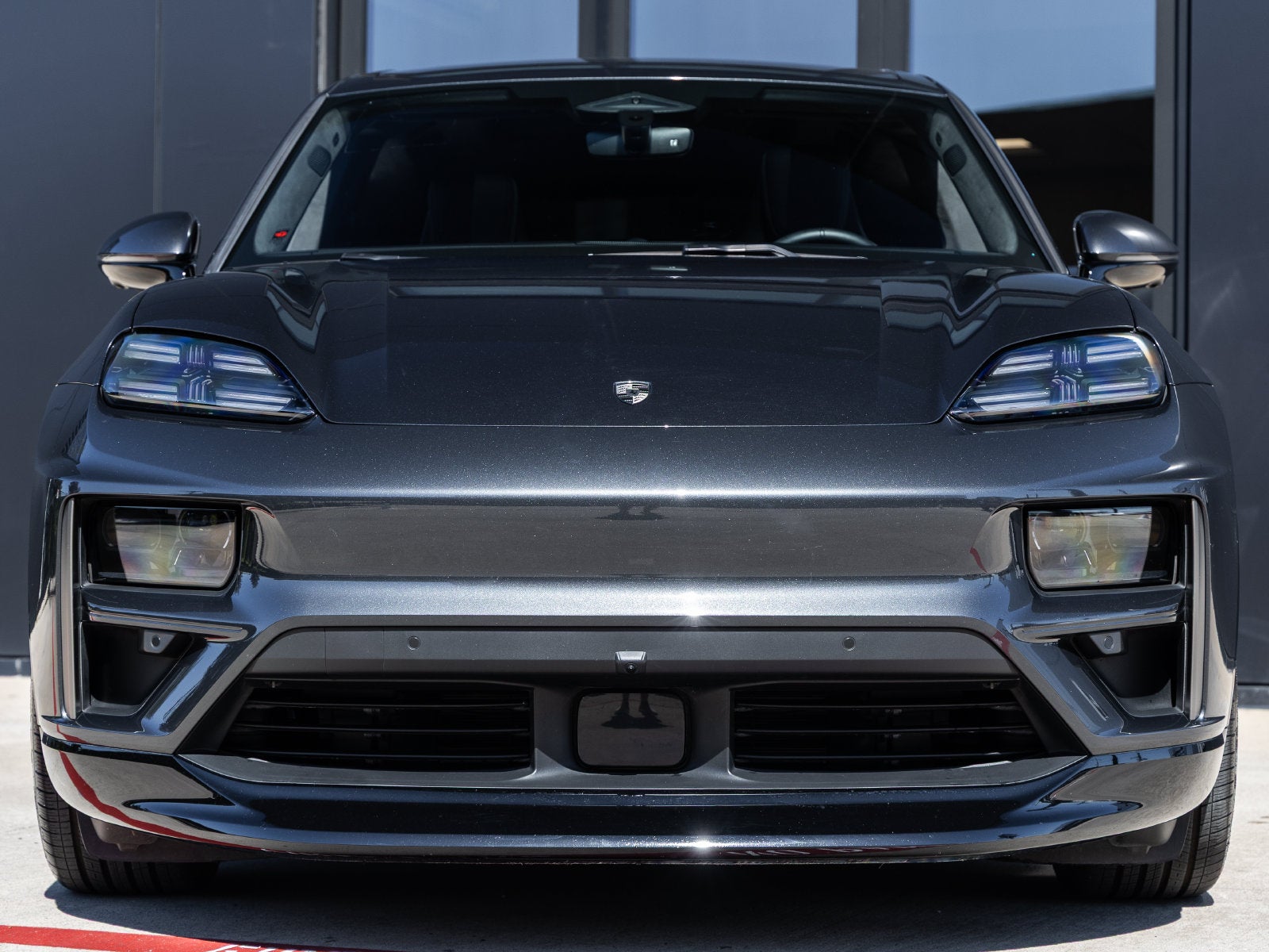 2024 Porsche Macan Electric Turbo