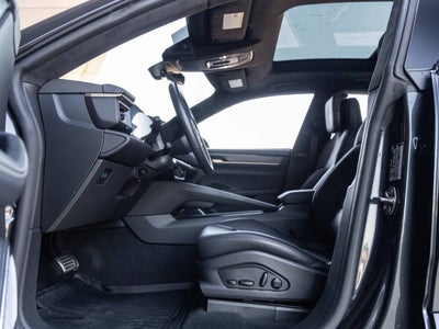 2024 Porsche Macan Macan Turbo