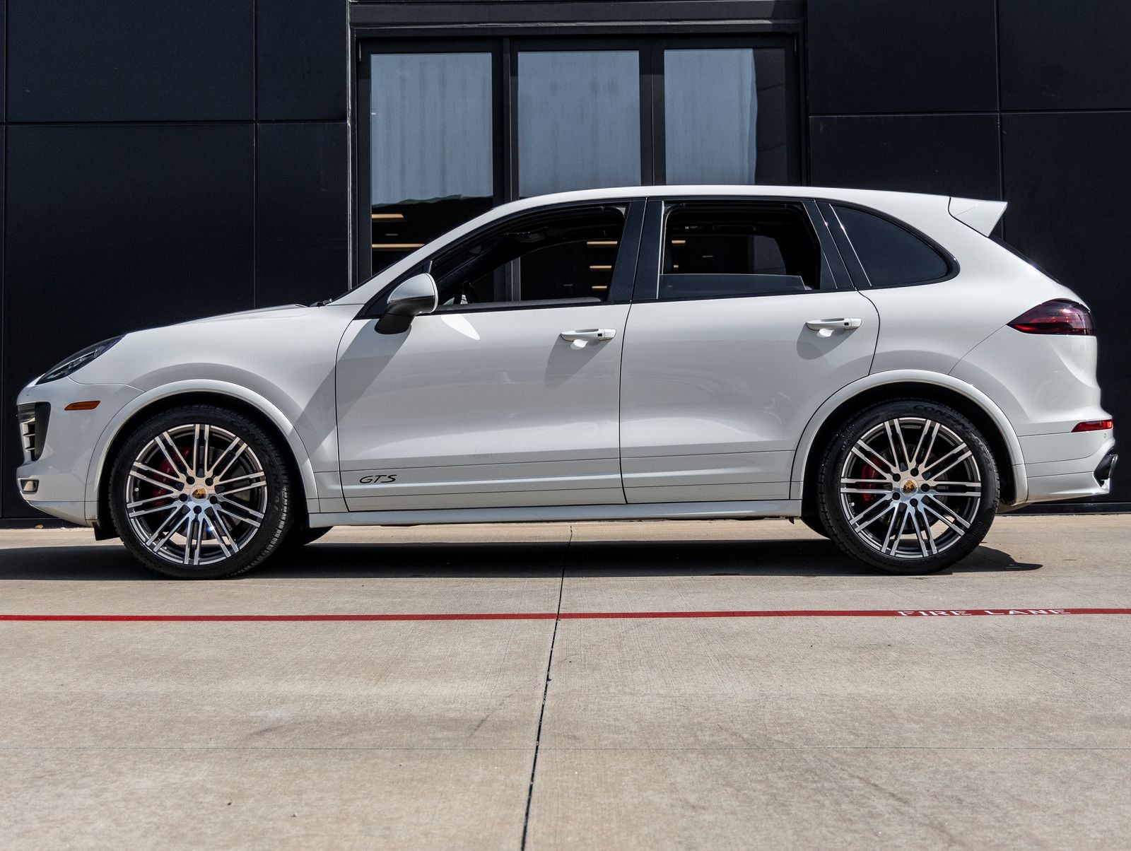 2017 Porsche Cayenne GTS