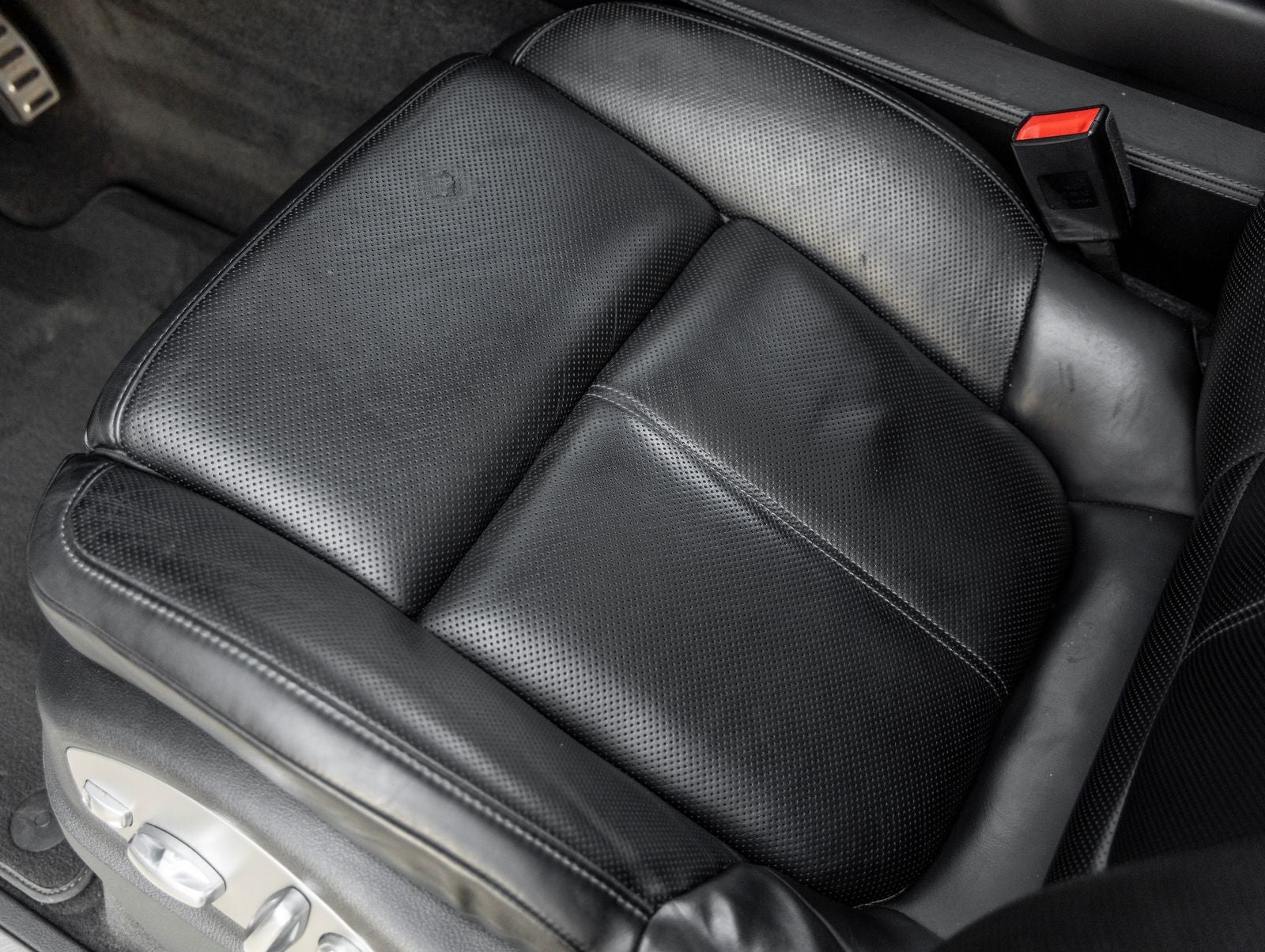 2017 Porsche Cayenne GTS