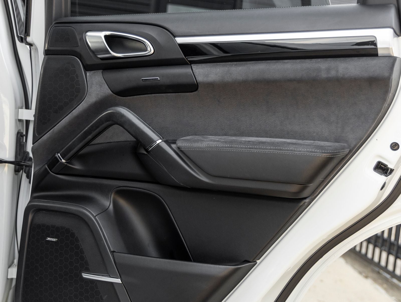 2017 Porsche Cayenne GTS