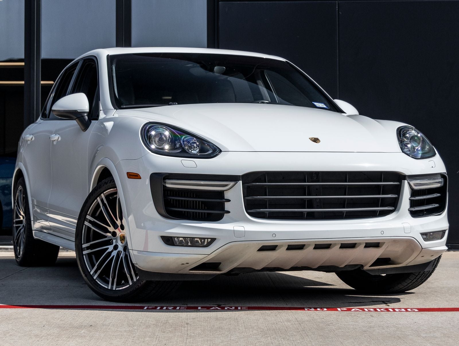 2017 Porsche Cayenne GTS