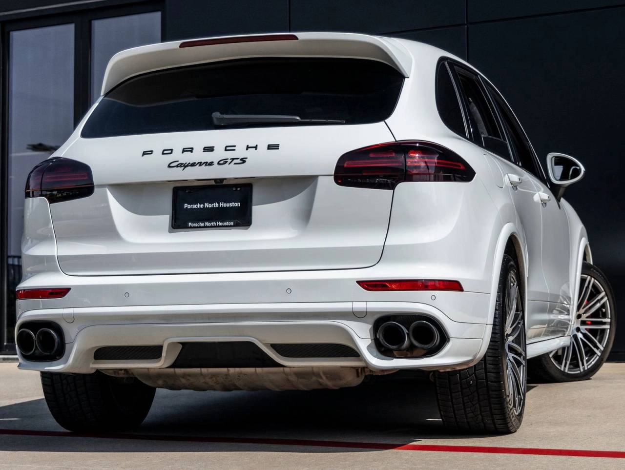 2017 Porsche Cayenne GTS