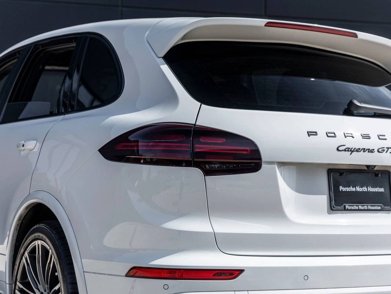 2017 Porsche Cayenne GTS