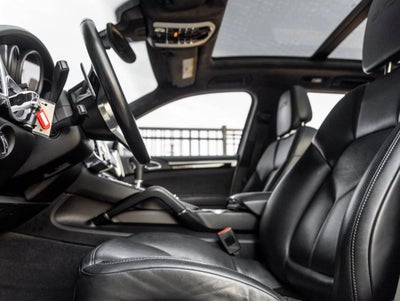 2017 Porsche Cayenne GTS