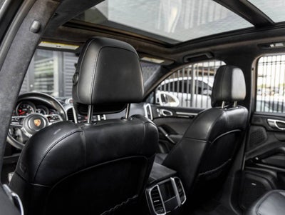 2017 Porsche Cayenne GTS