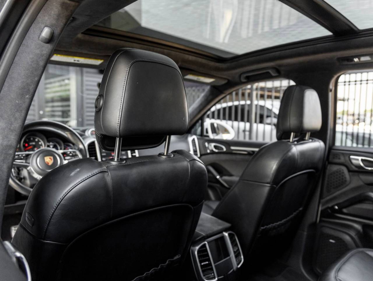 2017 Porsche Cayenne GTS