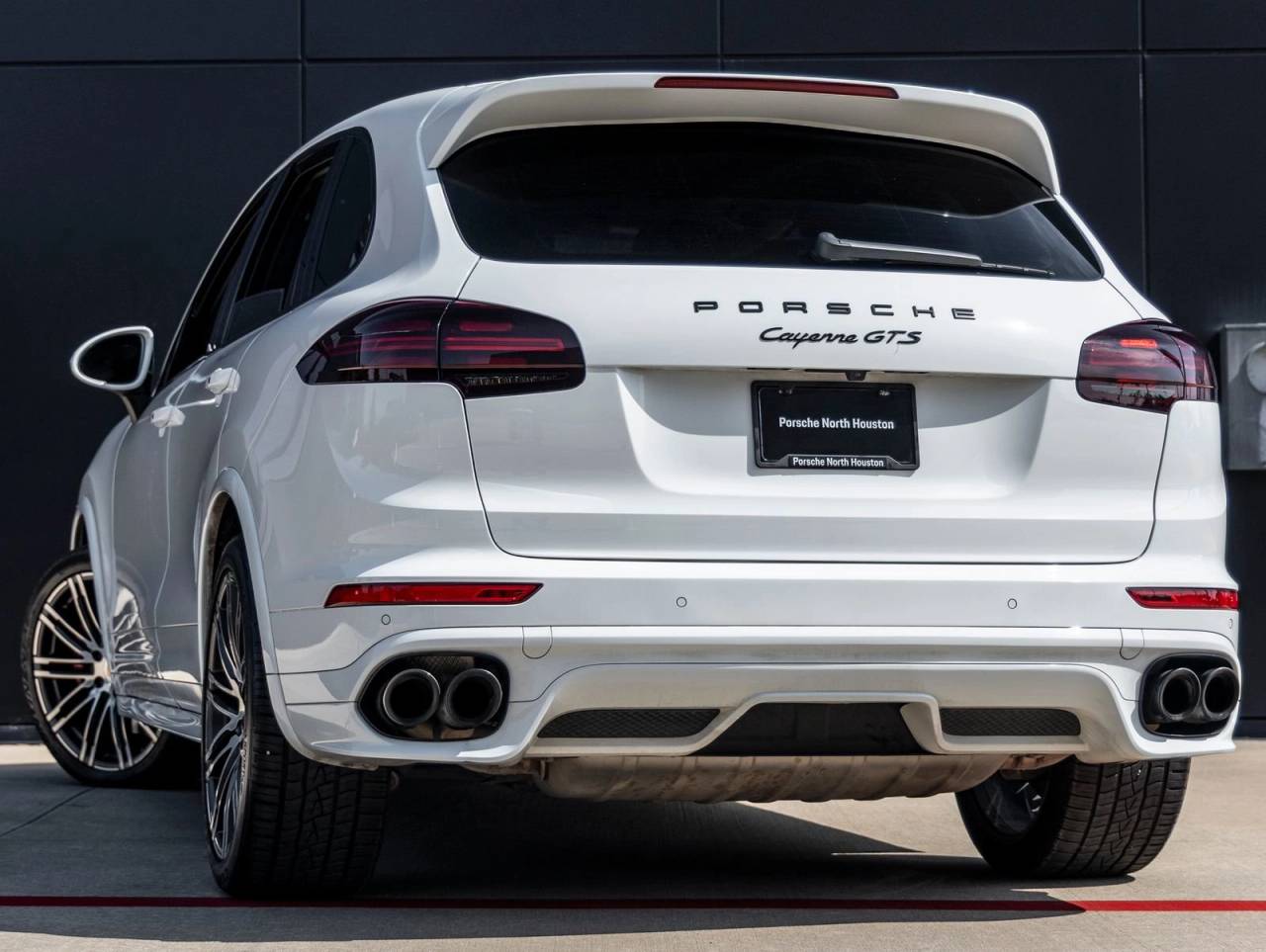 2017 Porsche Cayenne GTS