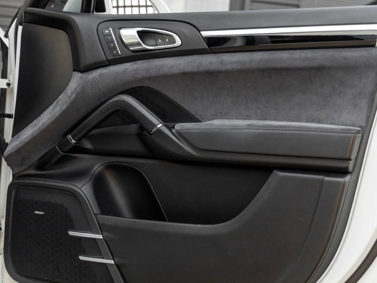 2017 Porsche Cayenne GTS