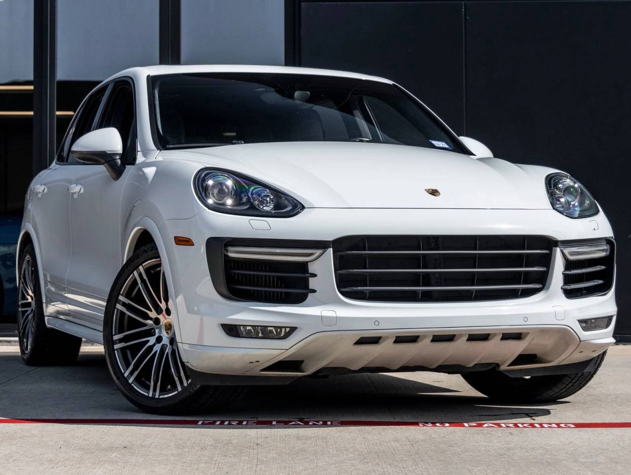 2017 Porsche Cayenne GTS