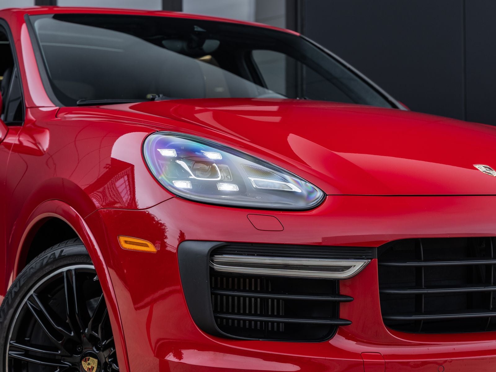 2018 Porsche Cayenne Cayenne GTS