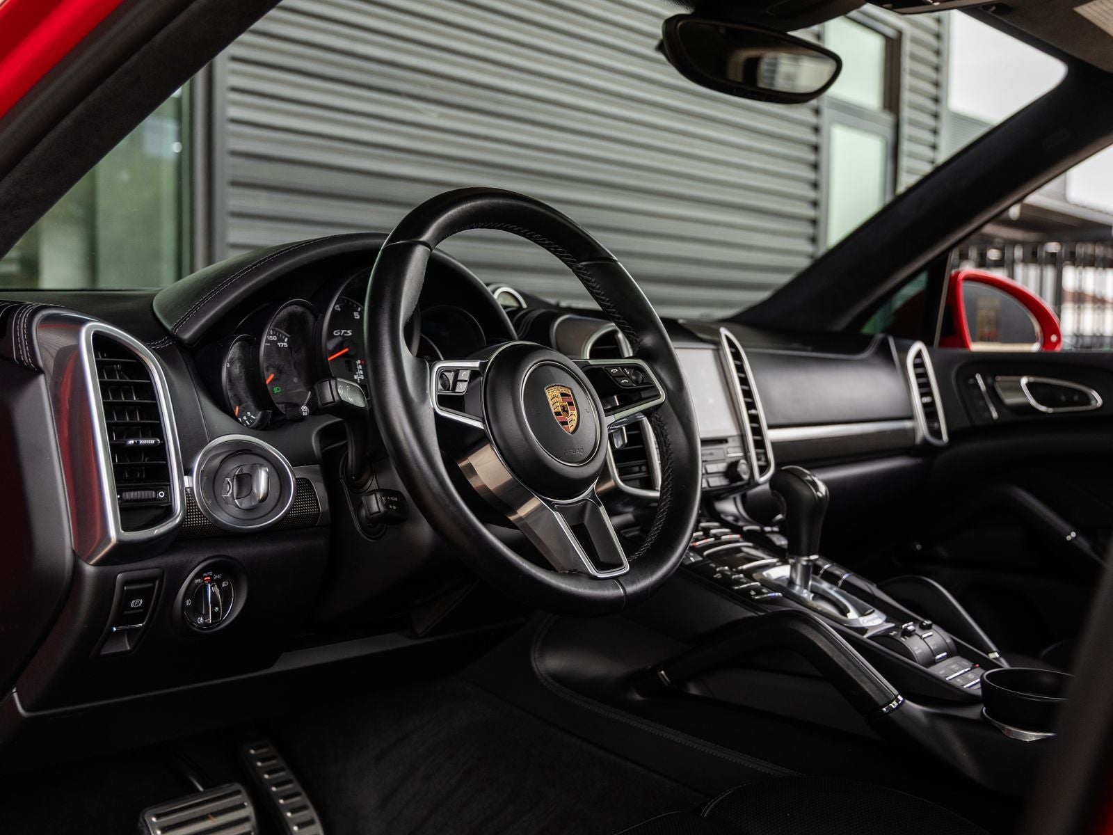 2018 Porsche Cayenne Cayenne GTS