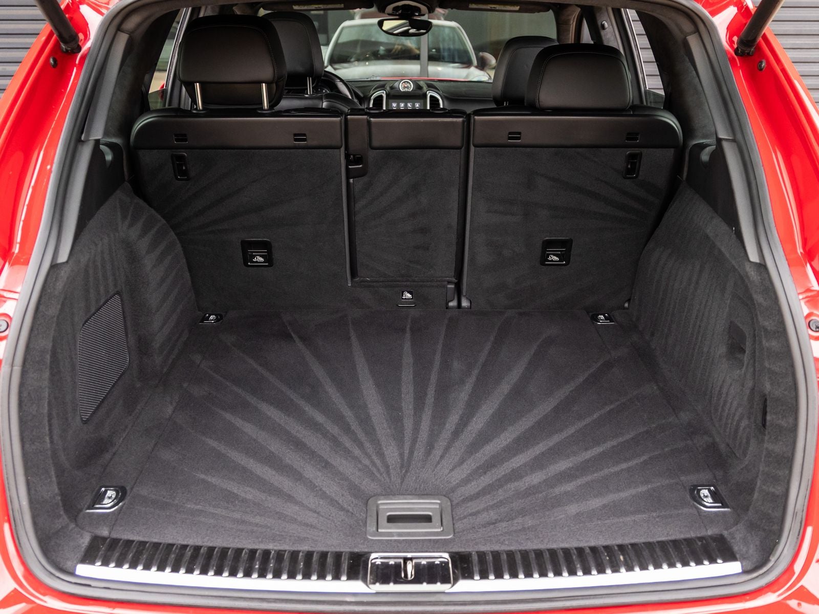 2018 Porsche Cayenne Cayenne GTS
