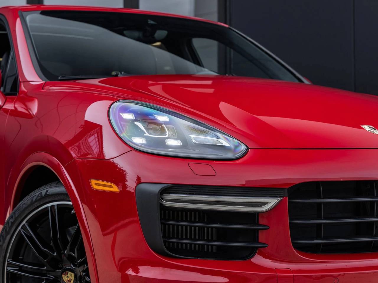2018 Porsche Cayenne Cayenne GTS