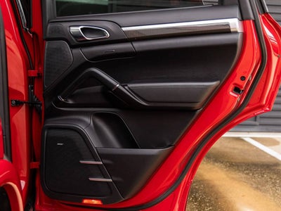 2018 Porsche Cayenne Cayenne GTS