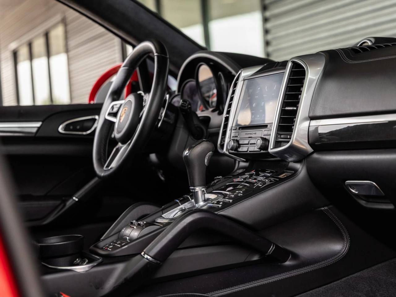 2018 Porsche Cayenne Cayenne GTS