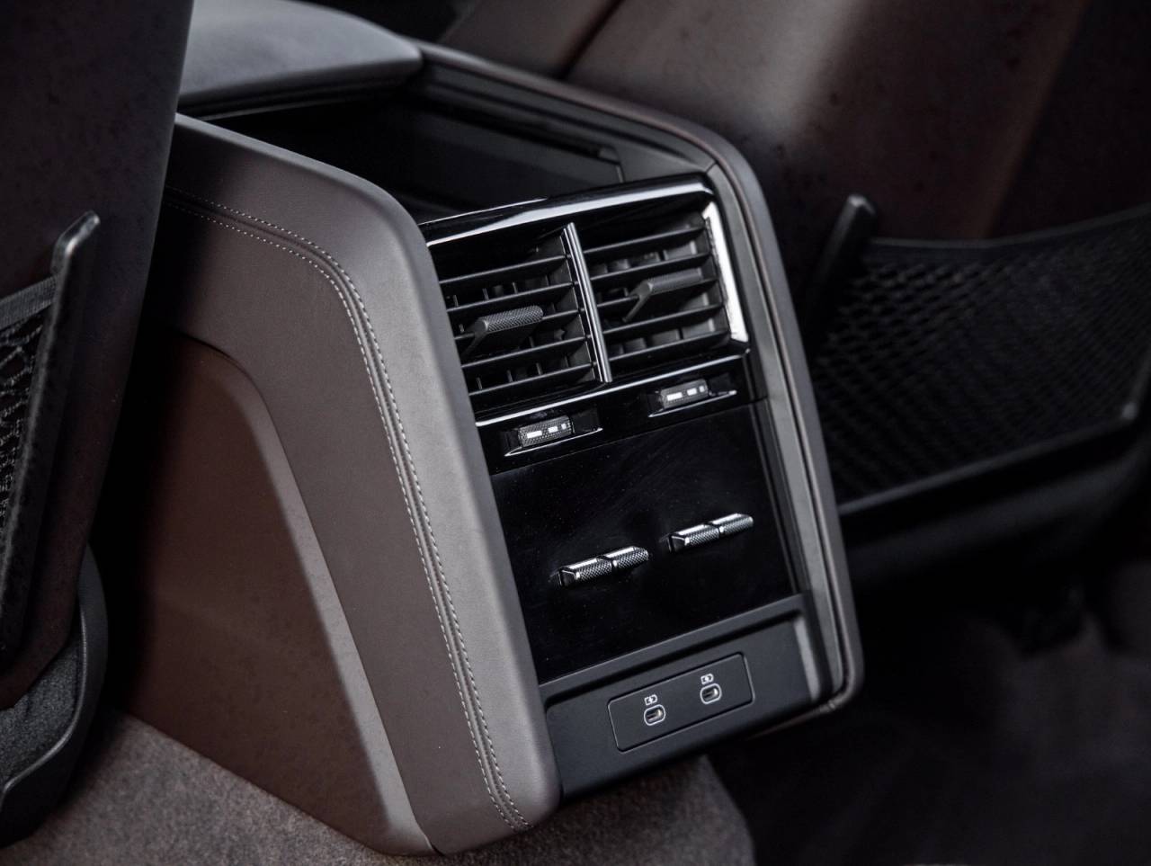 2026 Porsche Cayenne Cayenne Turbo Electric