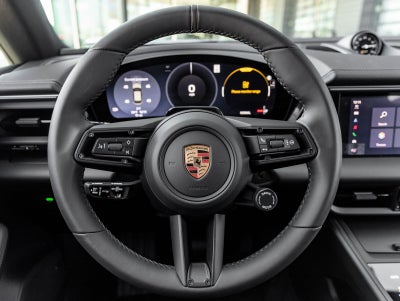 2026 Porsche Macan Macan Electric