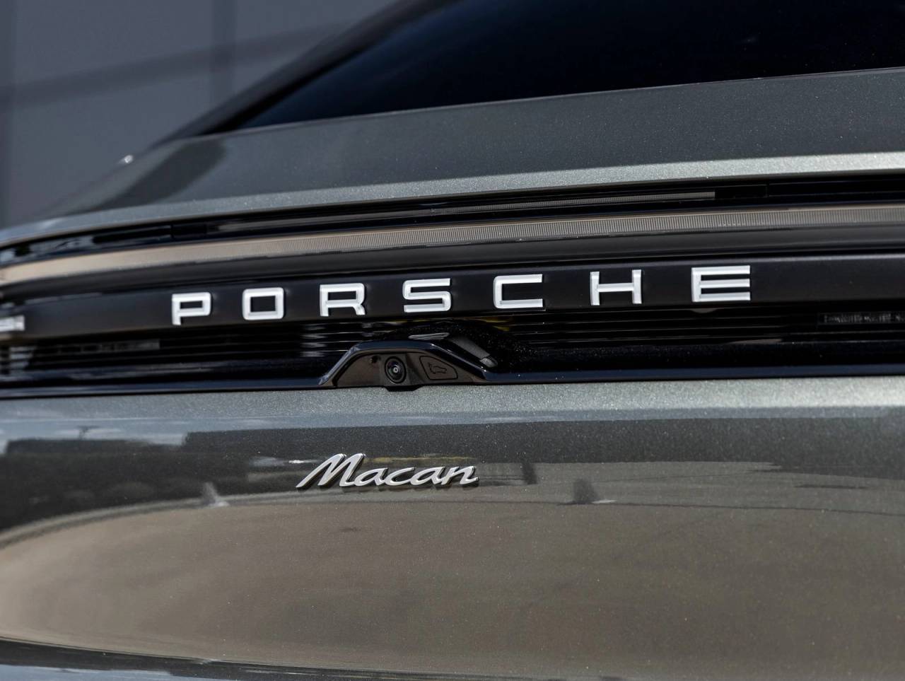 2026 Porsche Macan Macan Electric