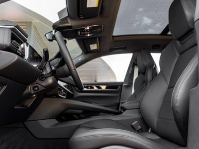2026 Porsche Macan Macan Electric