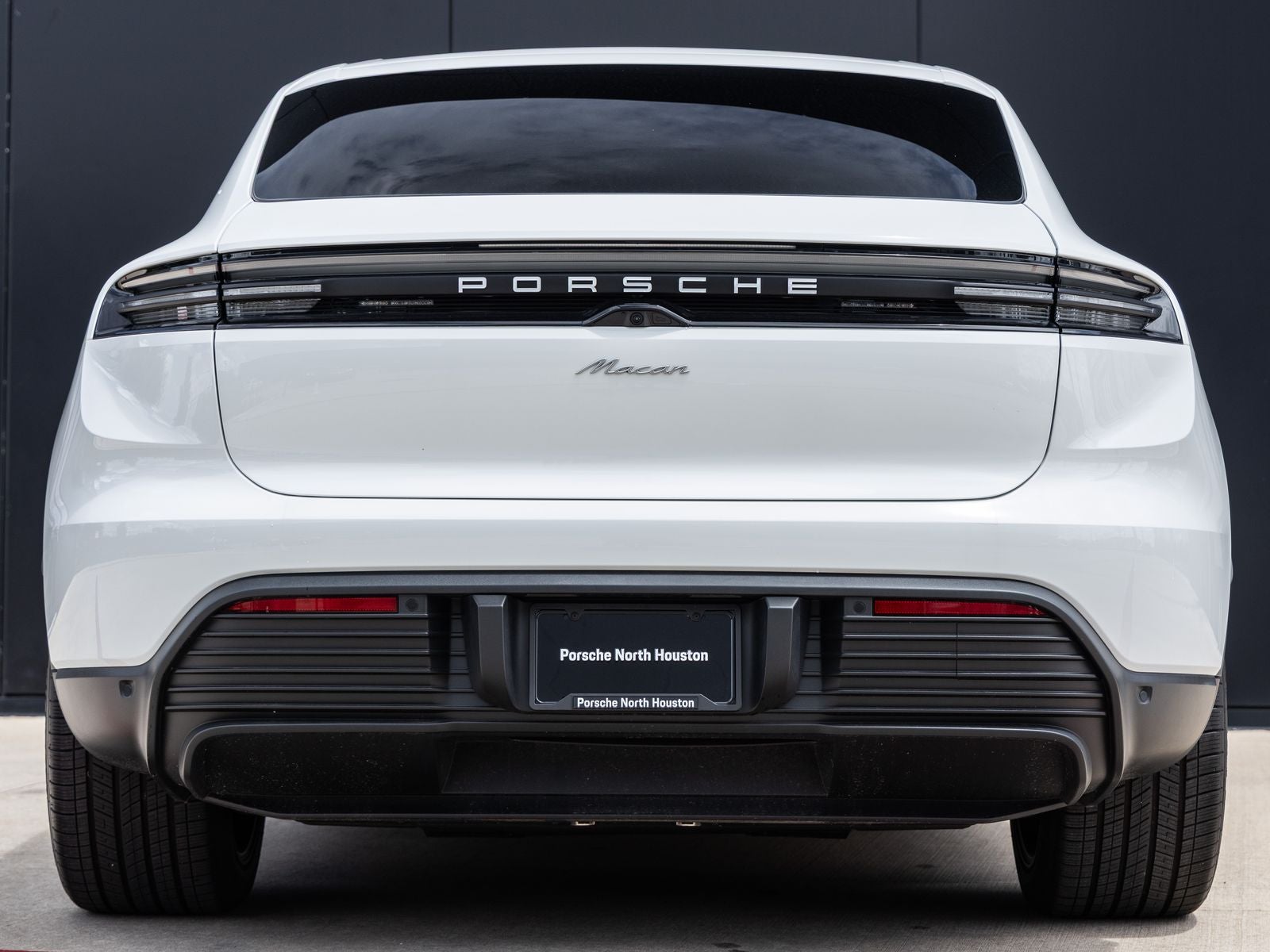 2025 Porsche Macan Electric Macan Electric