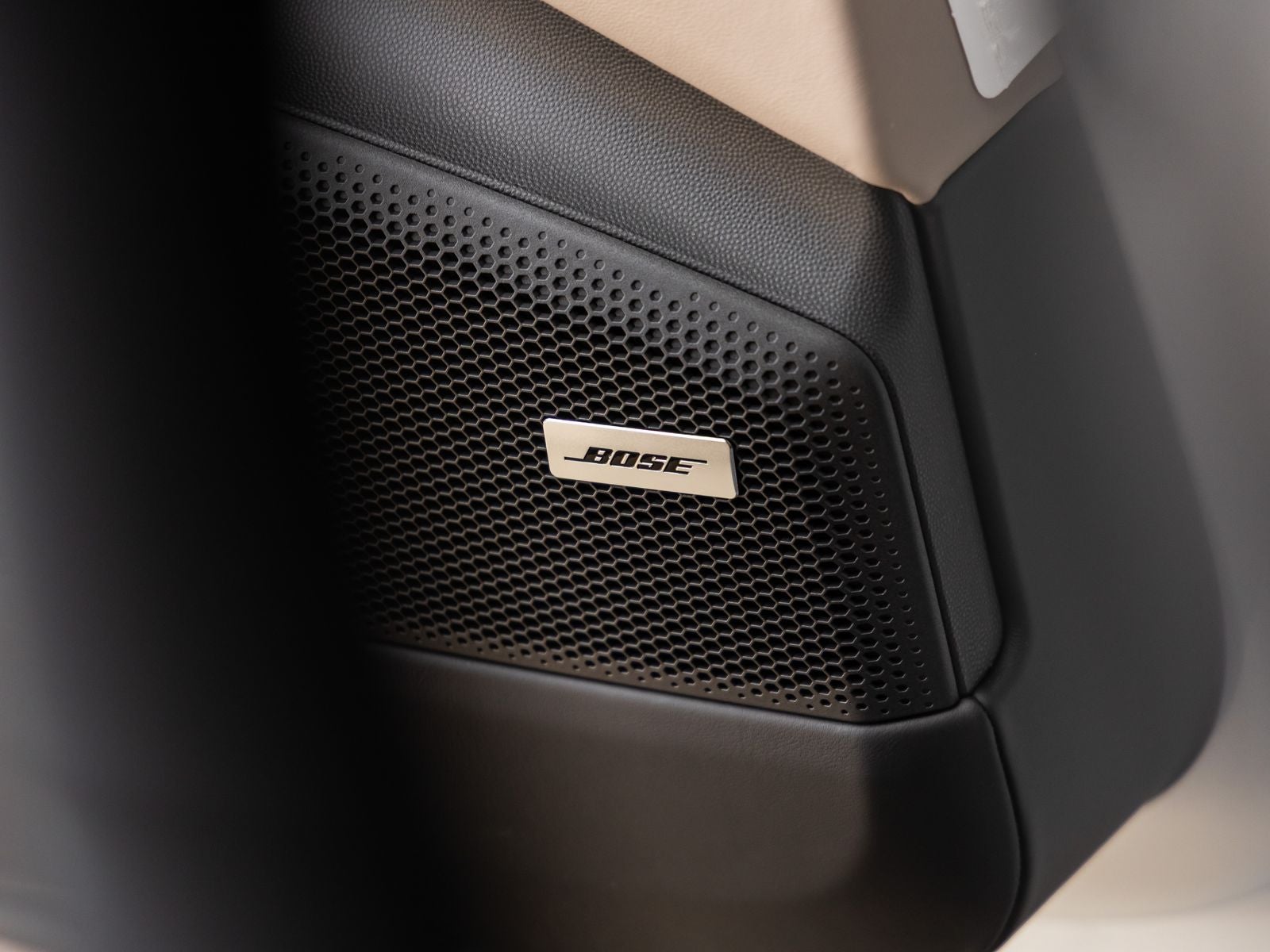 2025 Porsche Macan Electric Macan Electric