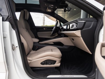 2025 Porsche Macan Electric Macan Electric