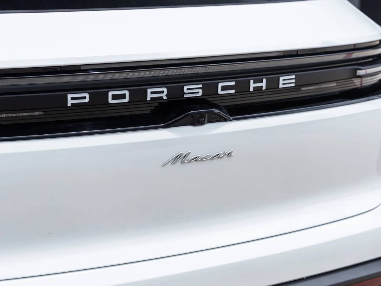 2025 Porsche Macan Electric Macan Electric