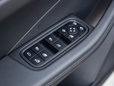 2025 Porsche Macan Electric Macan Electric