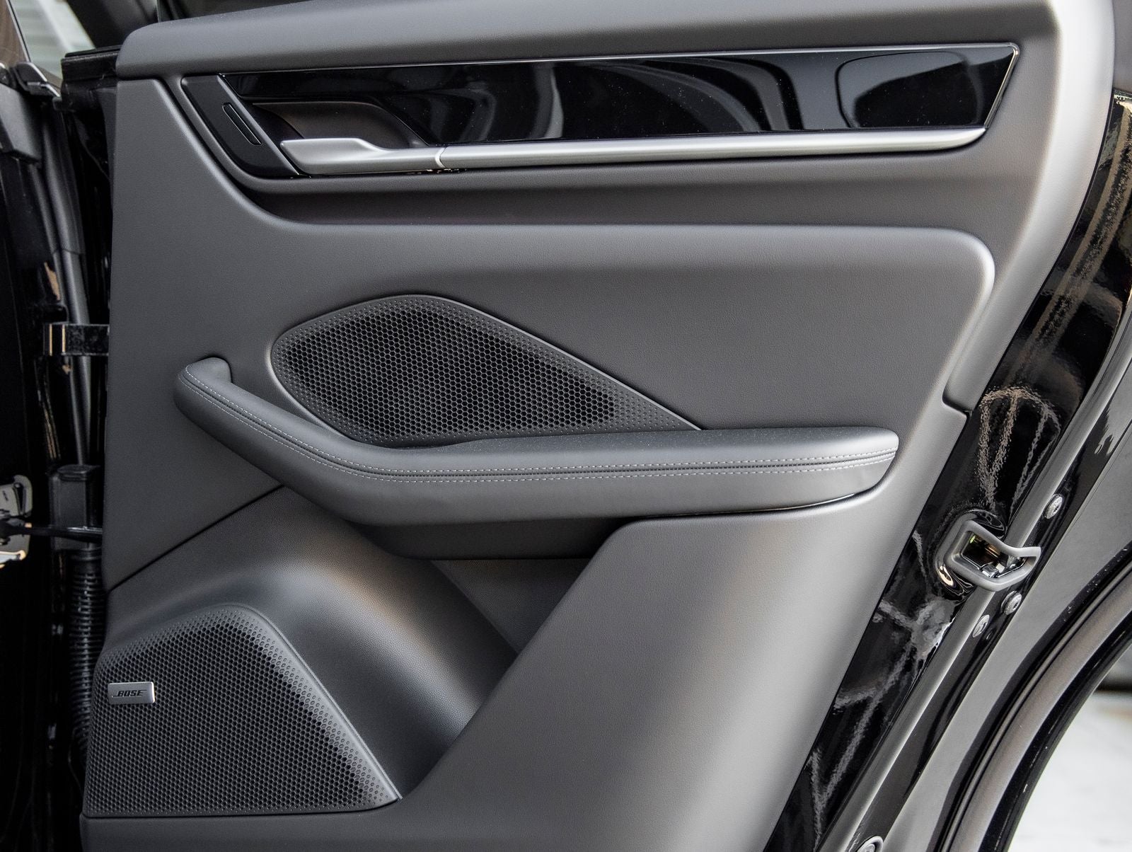 2025 Porsche Macan Electric Macan Electric