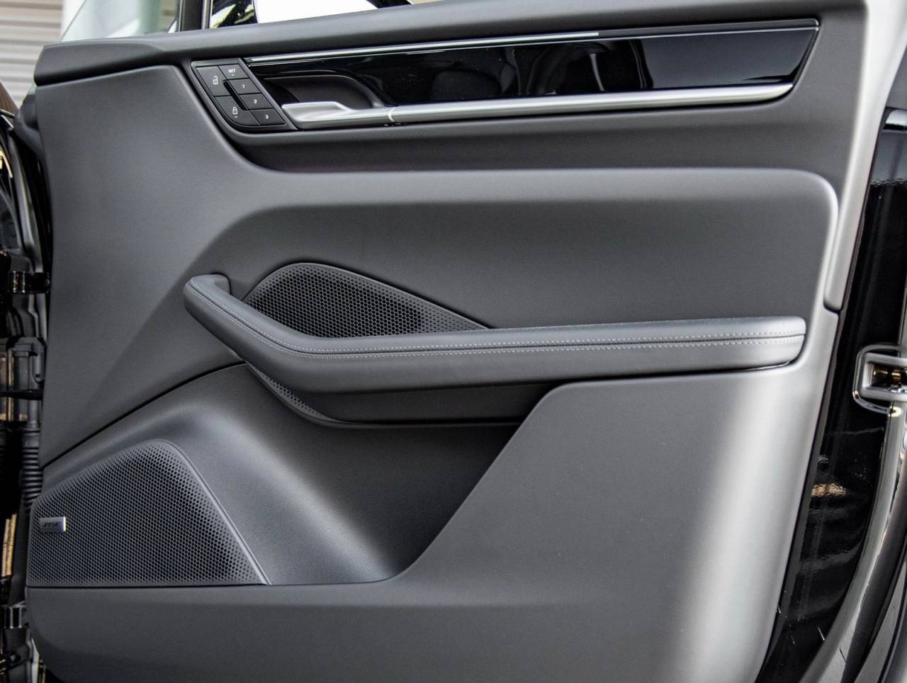 2025 Porsche Macan Electric Macan Electric