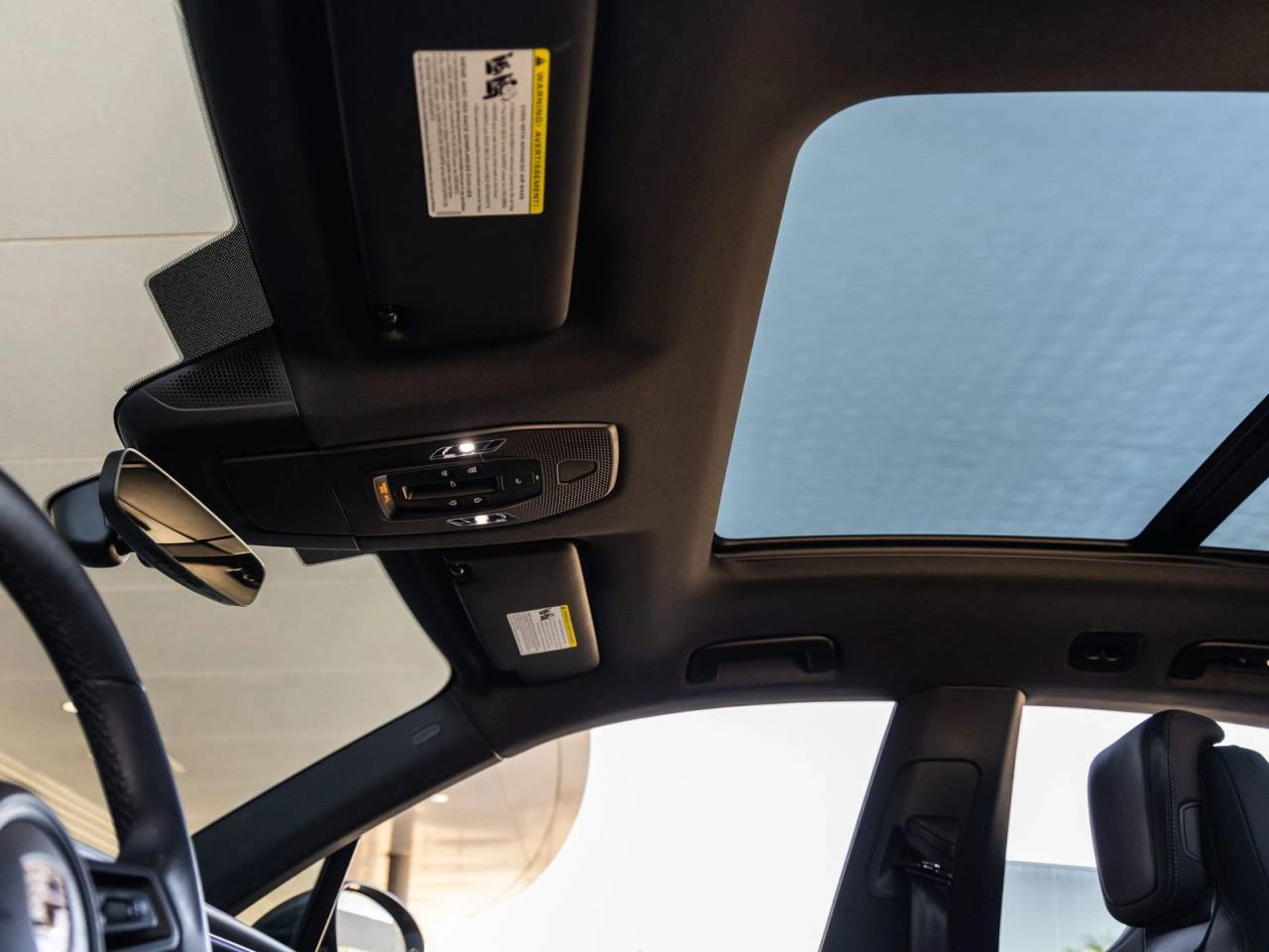 2025 Porsche Macan Electric