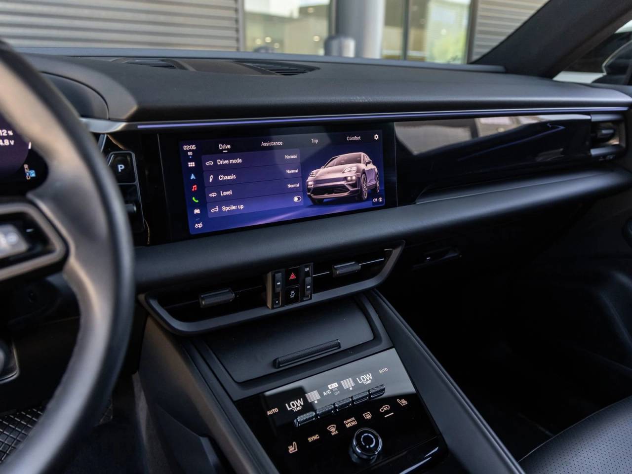 2025 Porsche Macan Electric