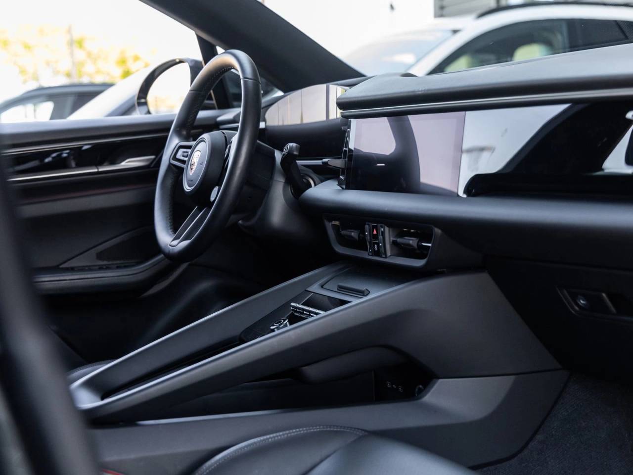 2025 Porsche Macan Electric