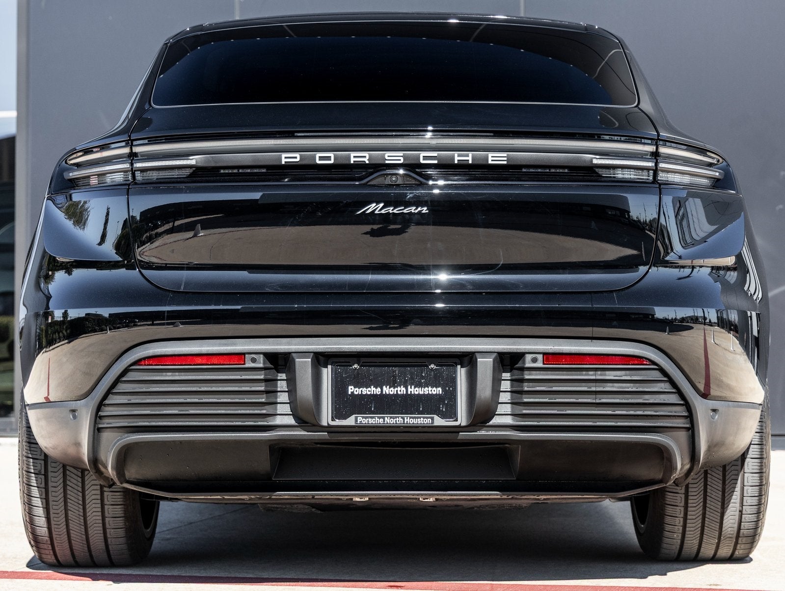2025 Porsche Macan Electric Macan Electric