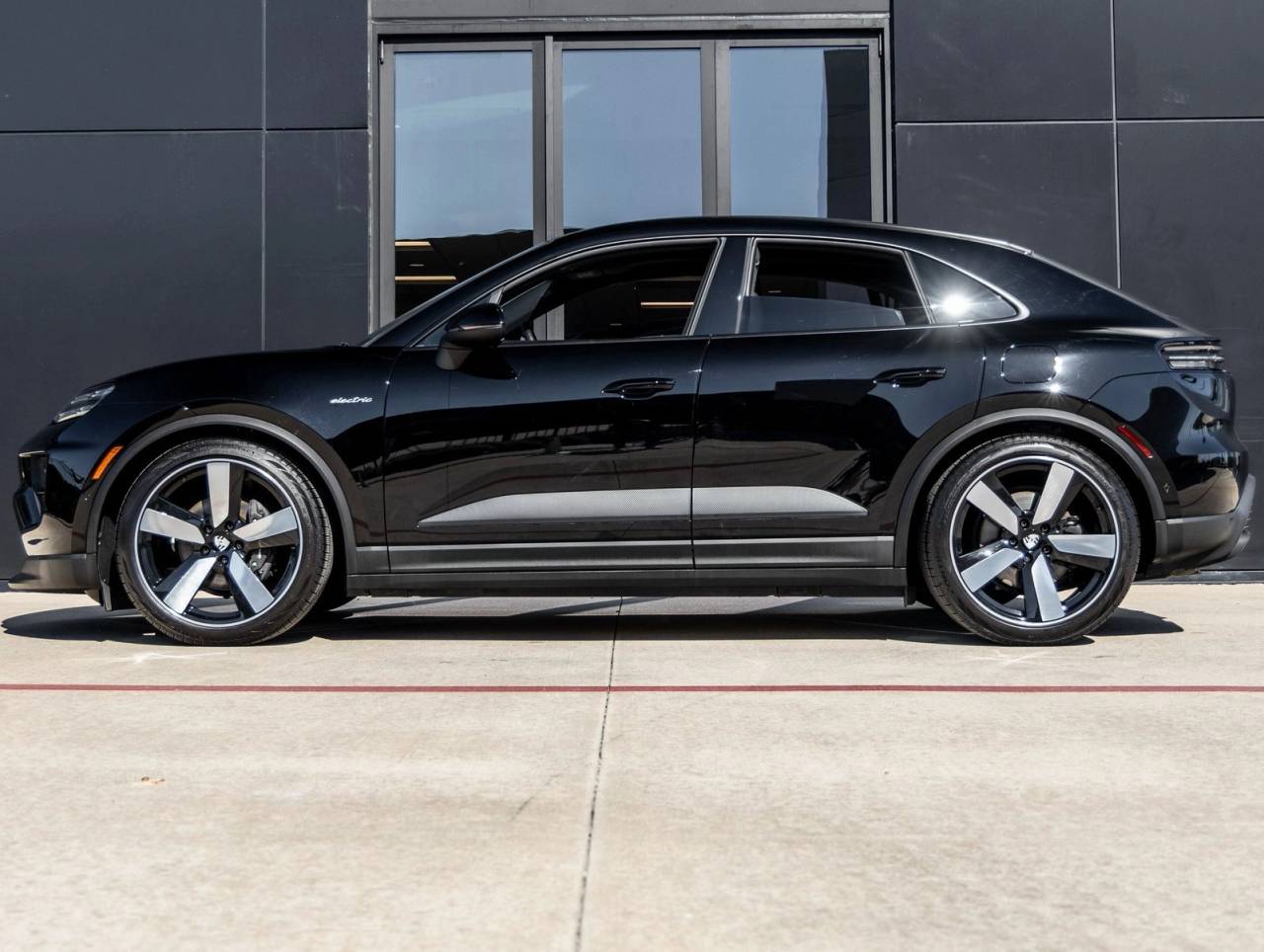 2025 Porsche Macan Electric Macan Electric