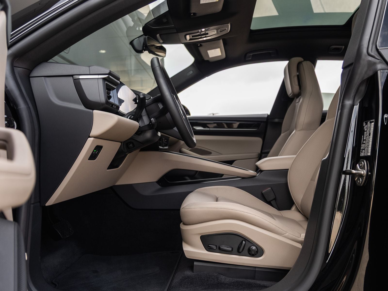2025 Porsche Macan Macan Electric