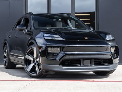 2025 Porsche Macan Macan Electric