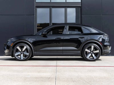 2025 Porsche Macan Macan Electric