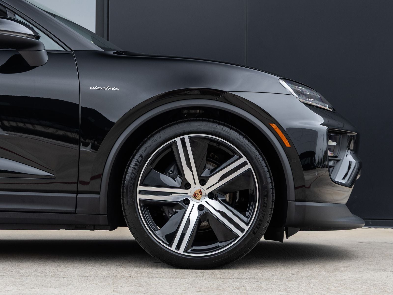 2025 Porsche Macan Macan Electric