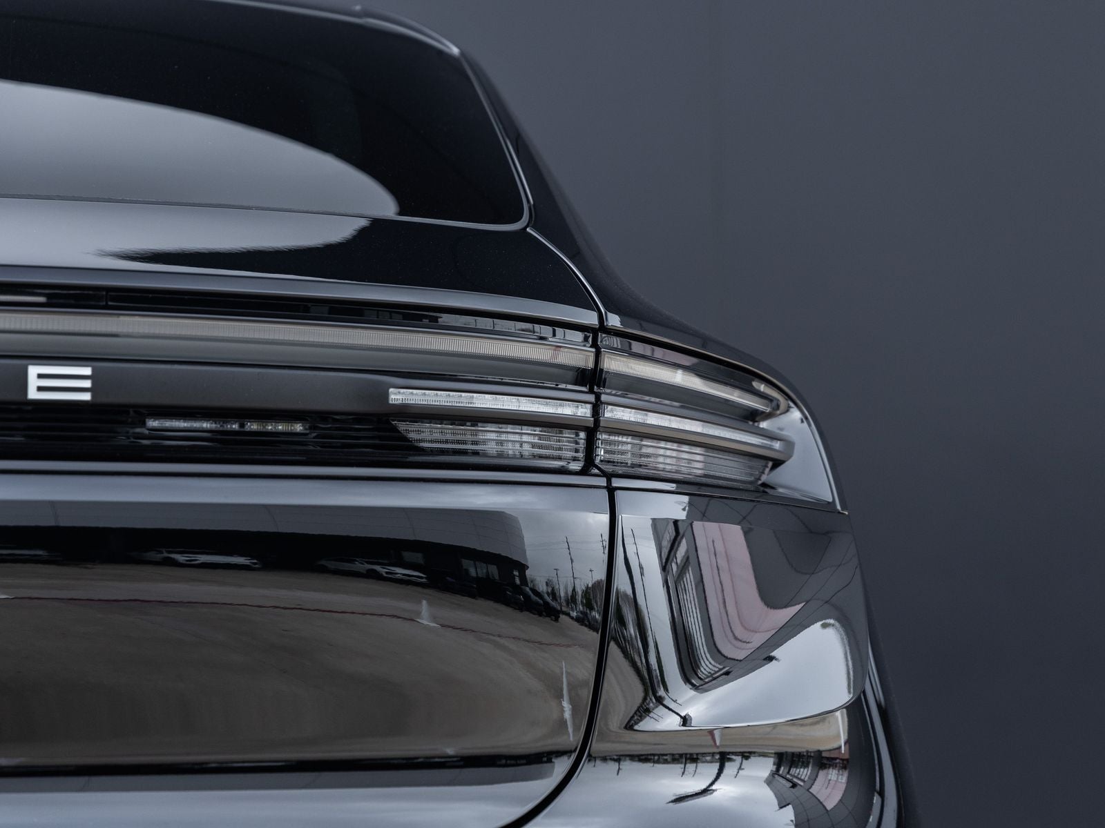 2025 Porsche Macan Macan Electric