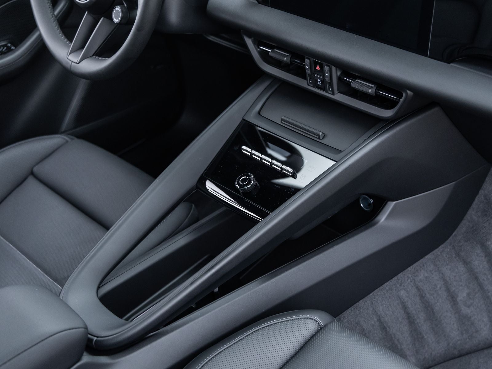 2025 Porsche Macan Macan Electric
