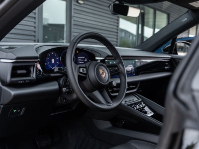 2025 Porsche Macan Macan Electric
