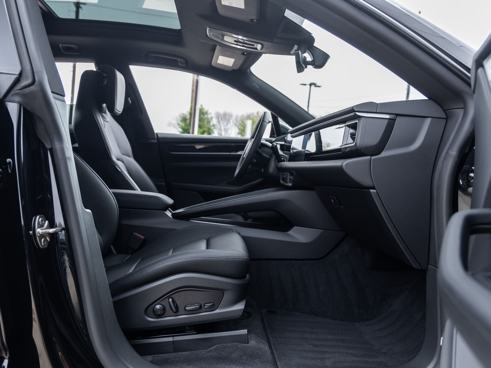 2025 Porsche Macan Macan Electric