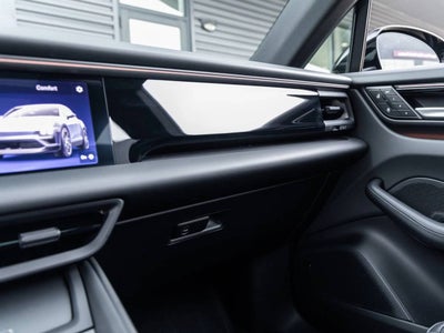 2025 Porsche Macan Macan Electric