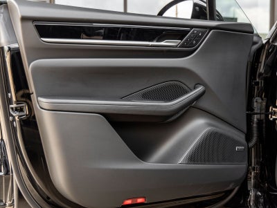 2025 Porsche Macan Electric Macan Electric