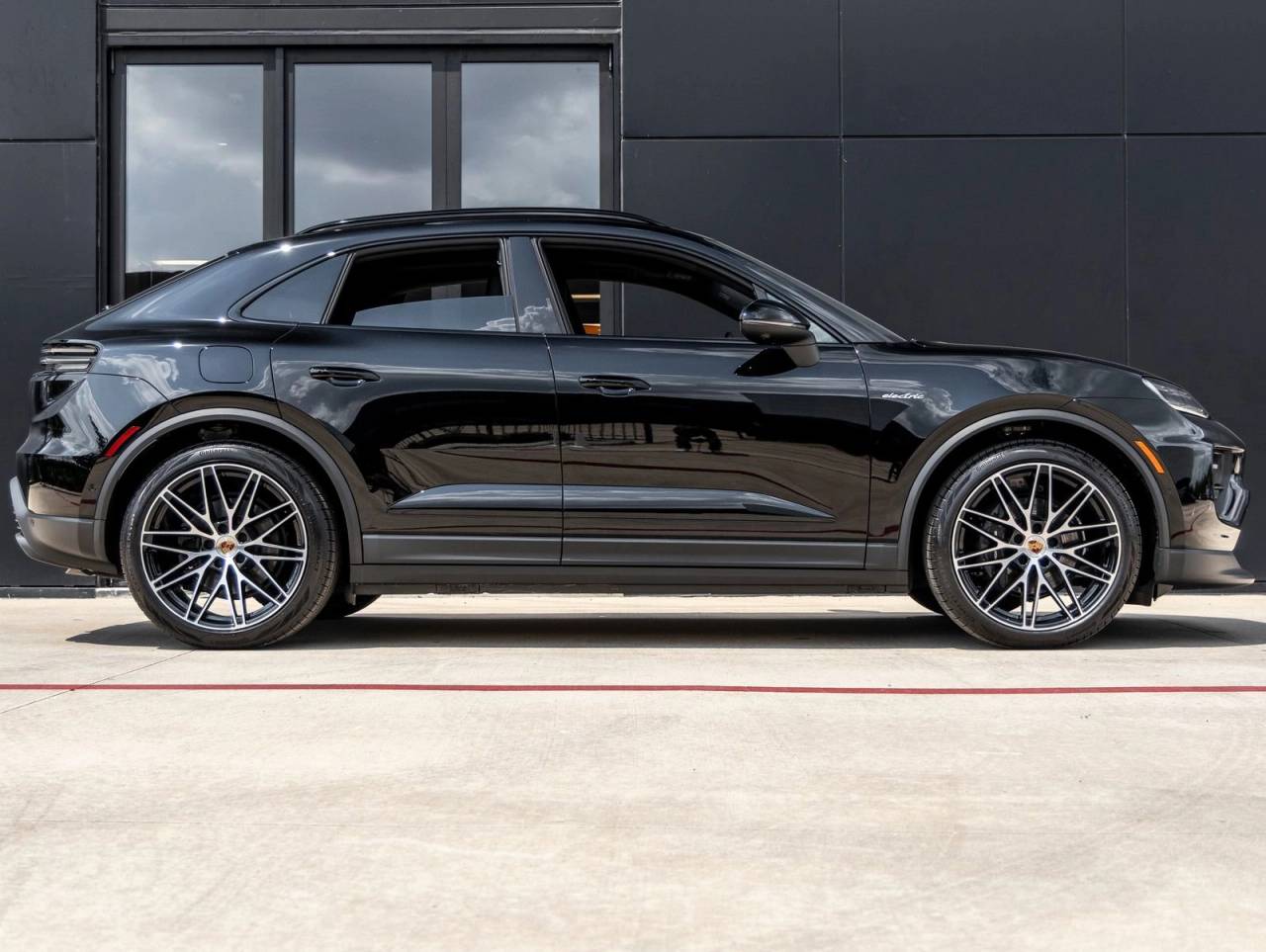 2025 Porsche Macan Electric Macan Electric