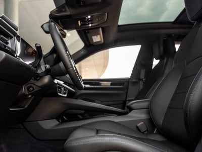 2025 Porsche Macan Electric Macan Electric